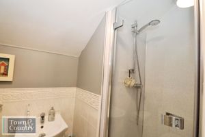 SAXMUNDHAM WAY- click for photo gallery